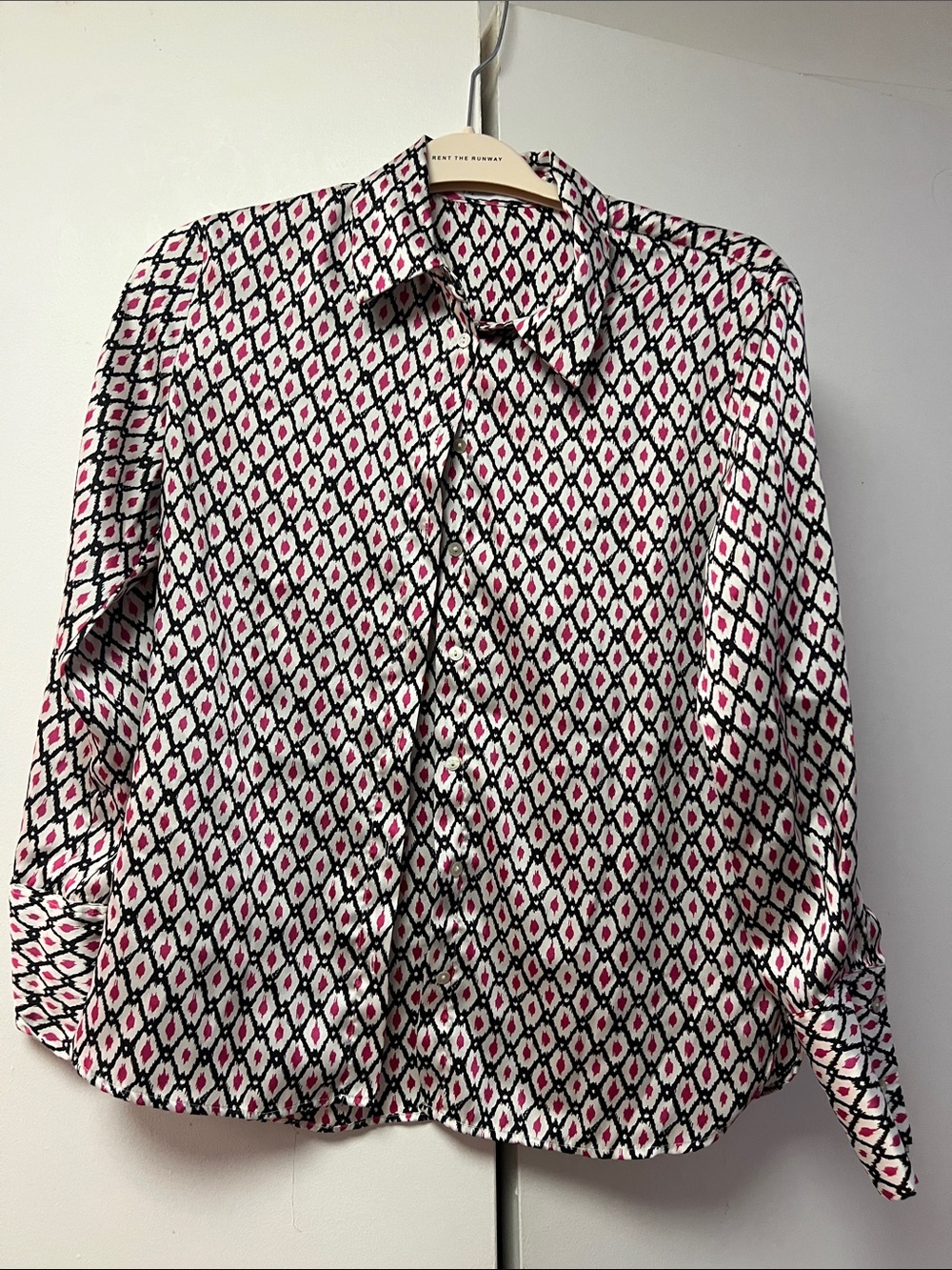 Women’s Patterned Button-Up Shirt & Pant Set in White & Pink